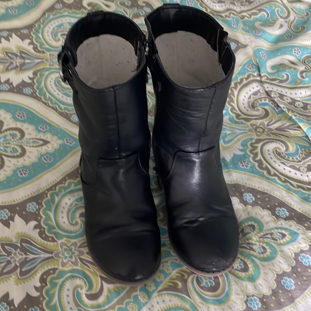 Cat & Jack girls black boots